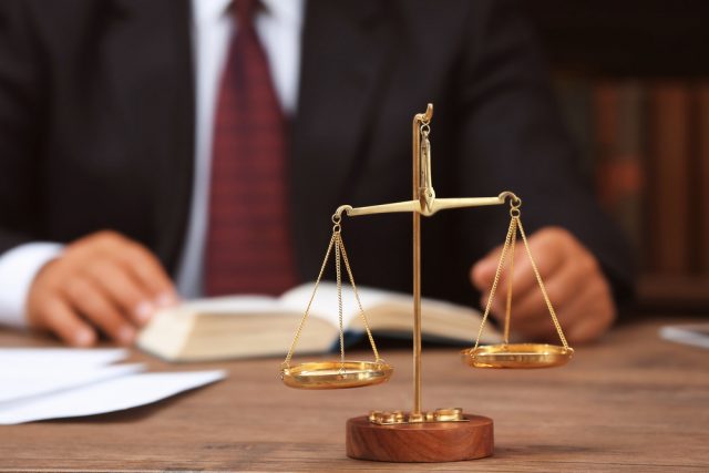 司法書士を目指していた既卒がなぜ!?ベンチャー企業の営業を選んだ理由