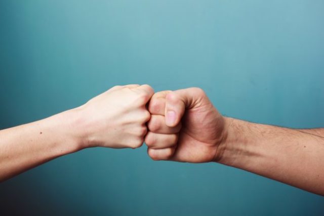天職はきっとある!どん底から人生を大逆転させた芸人「鉄拳」!