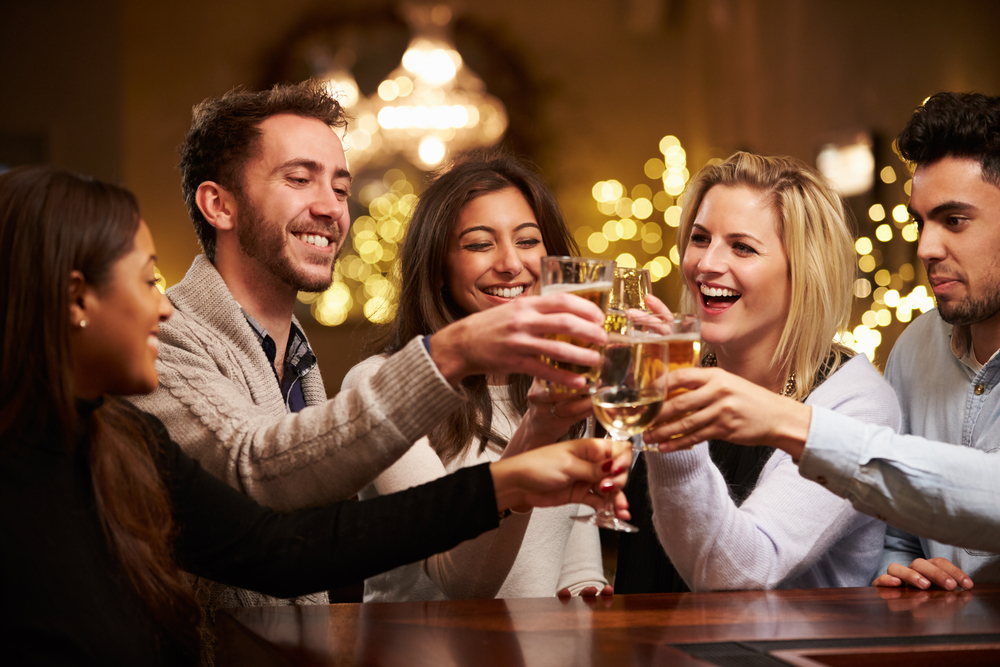 既卒・第二新卒必見|新入社員は絶対読むべき、10の飲み会マナー!