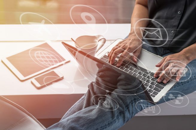 既卒のための業界解説|これから伸びるIT業界の注目キーワード「IoT」とは?