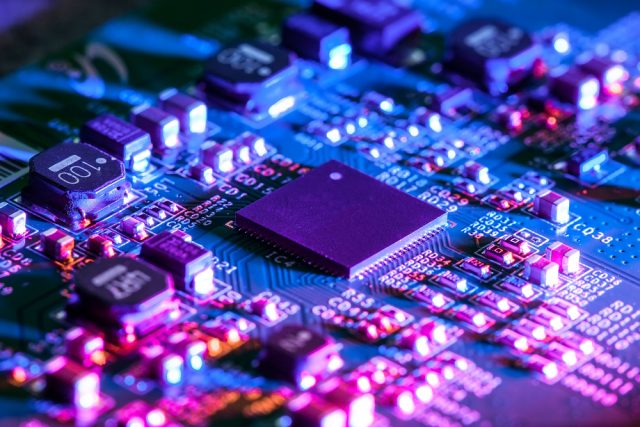 最先端の製品は理系学生が作る!?「回路設計」の業界研究