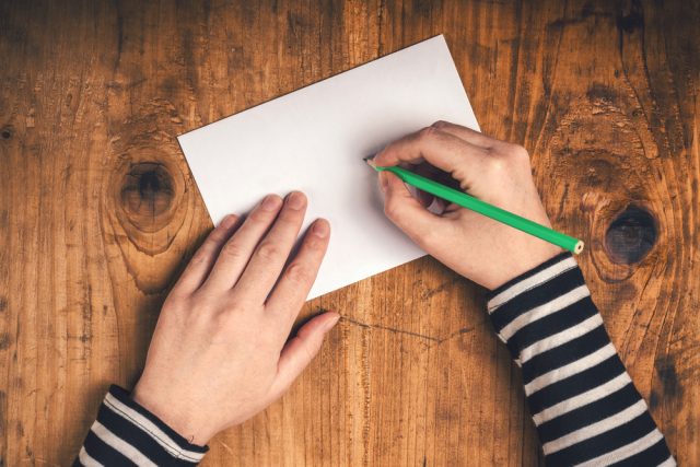 面接の合否を分ける!?就活お礼メールを送るポイントとは