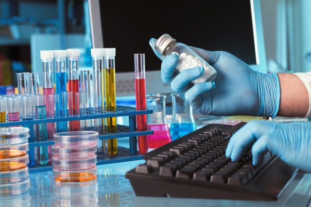 業界別就活対策!「医薬品」業界の基本と傾向を徹底分析
