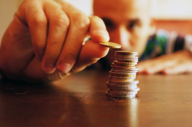 その差はなんと2倍!?フリーターと正社員の年収の違い