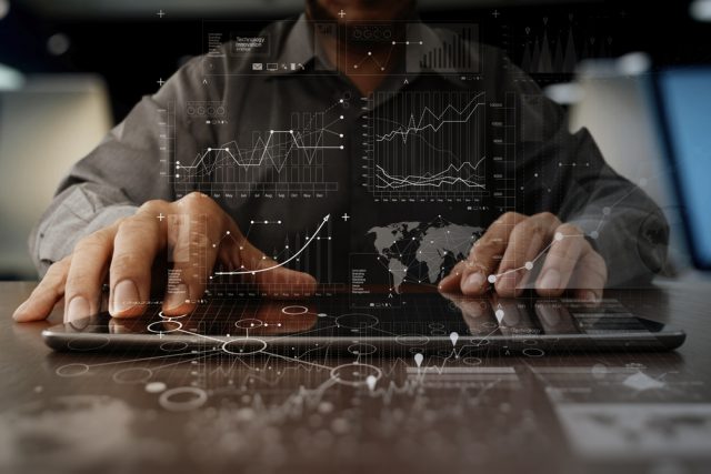 卒業後1年フリーター、ブランク跳ね返し未経験エンジニアに!