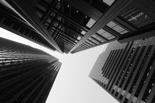 既卒のための業界解説|不動産業界がブラックと呼ばれるのは、その営業スタイルに原因がある!
